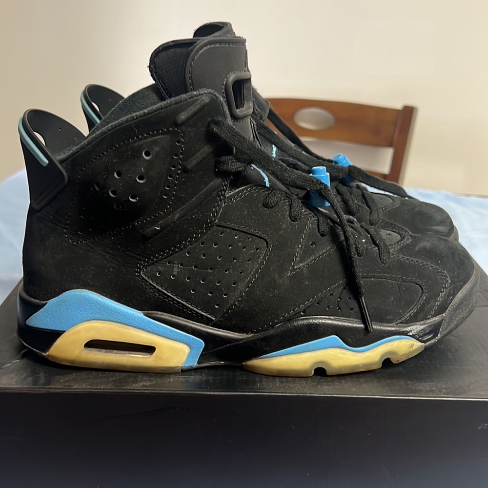 North Carolina Air Jordan Retro 6s
